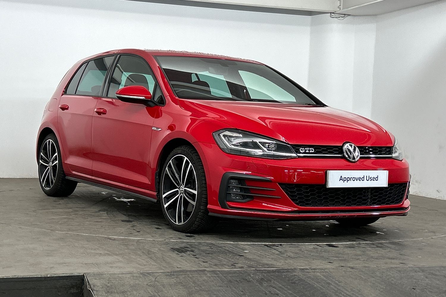 Main listing image - Volkswagen Golf