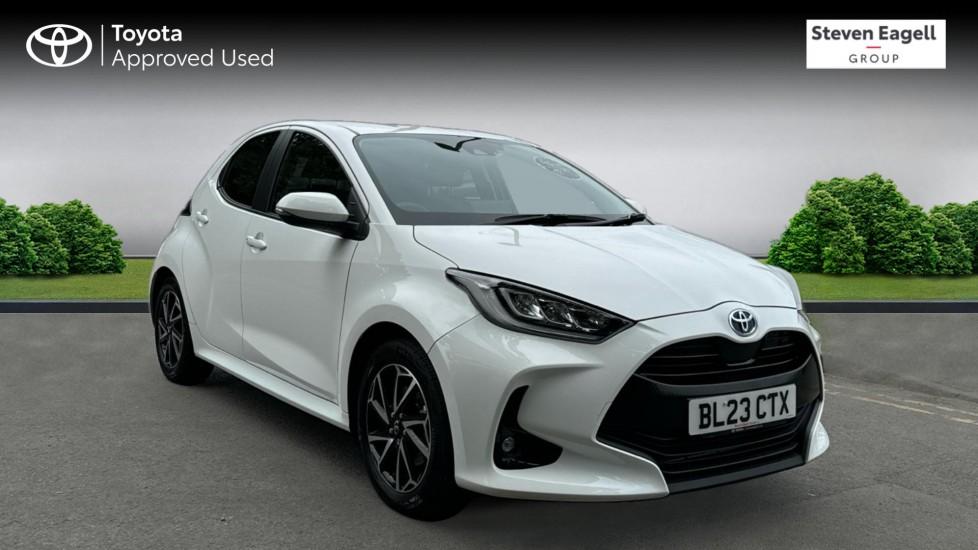 Main listing image - Toyota Yaris