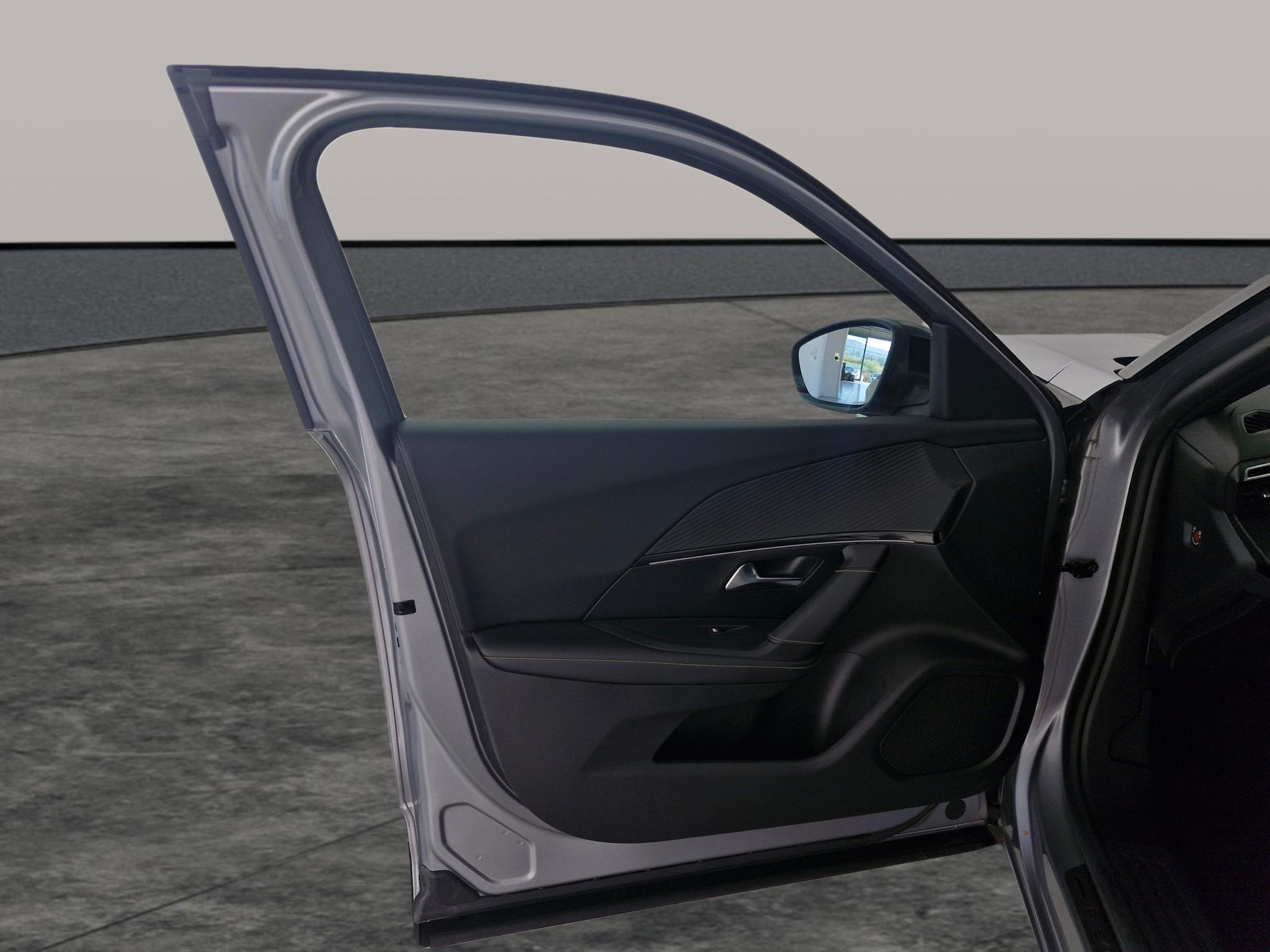Main listing image - Peugeot e-2008