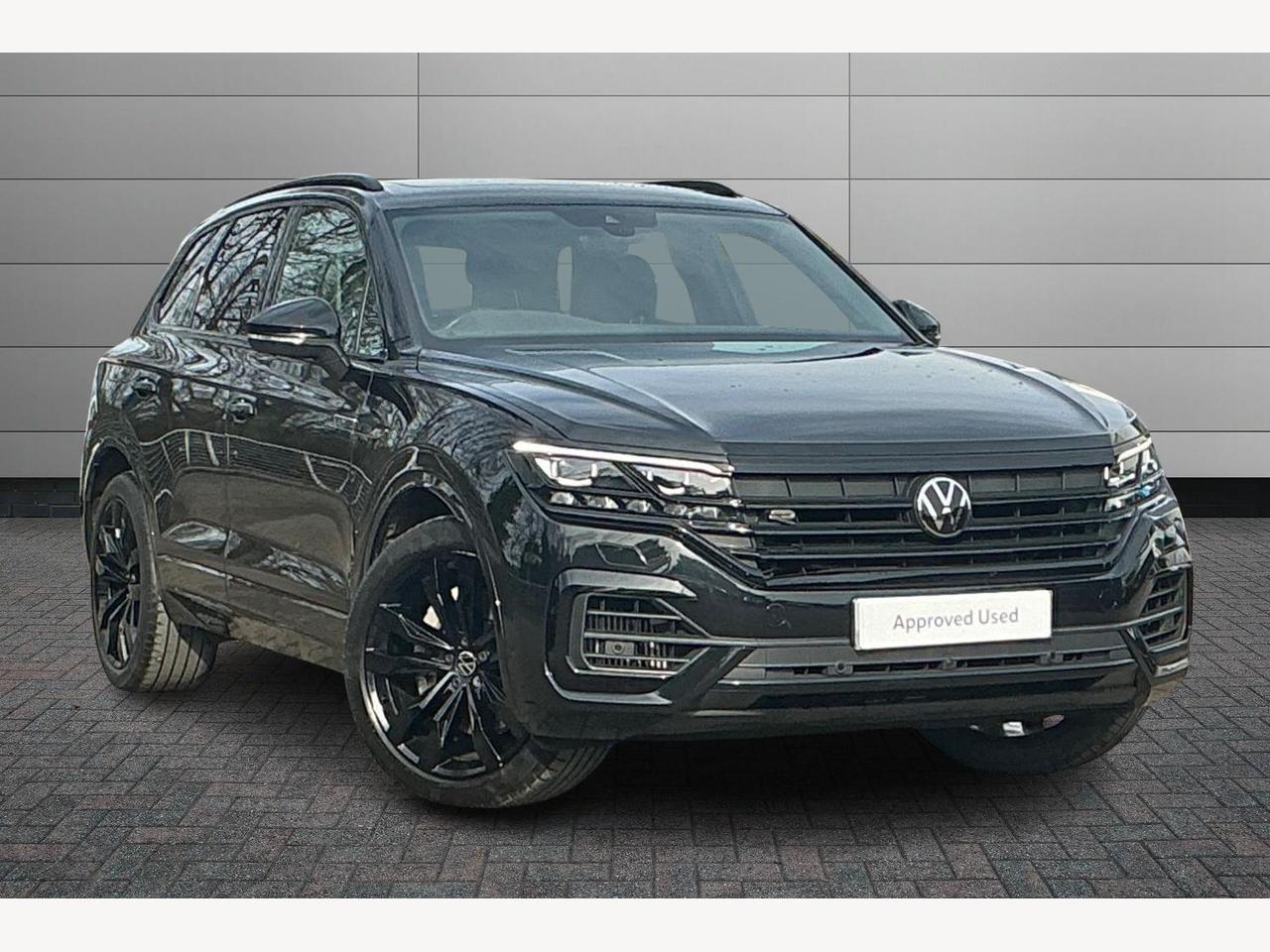 Main listing image - Volkswagen Touareg