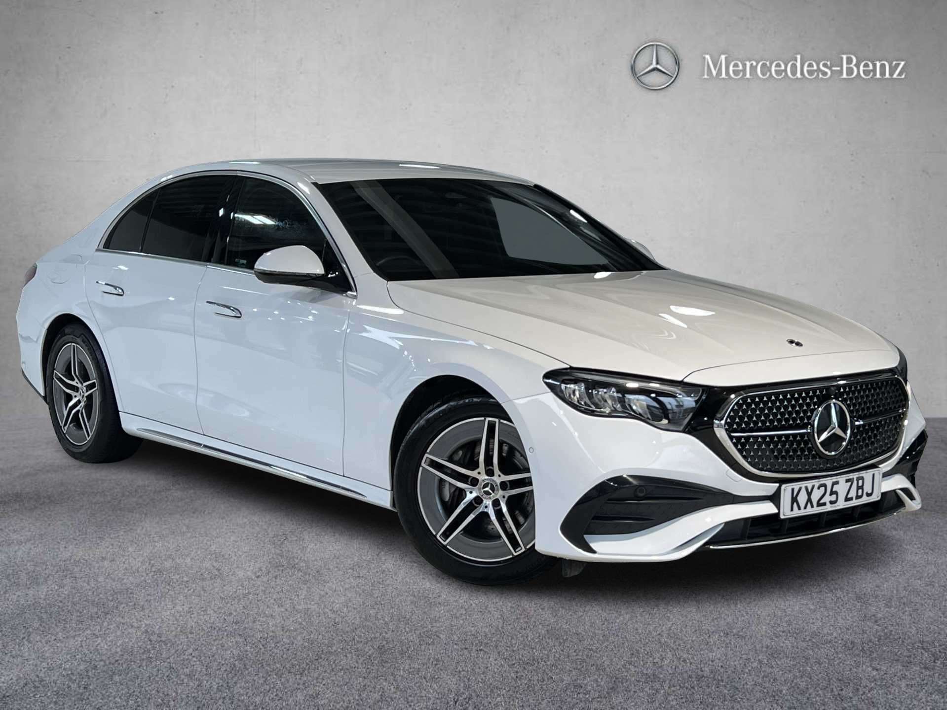 Main listing image - Mercedes-Benz E-Class