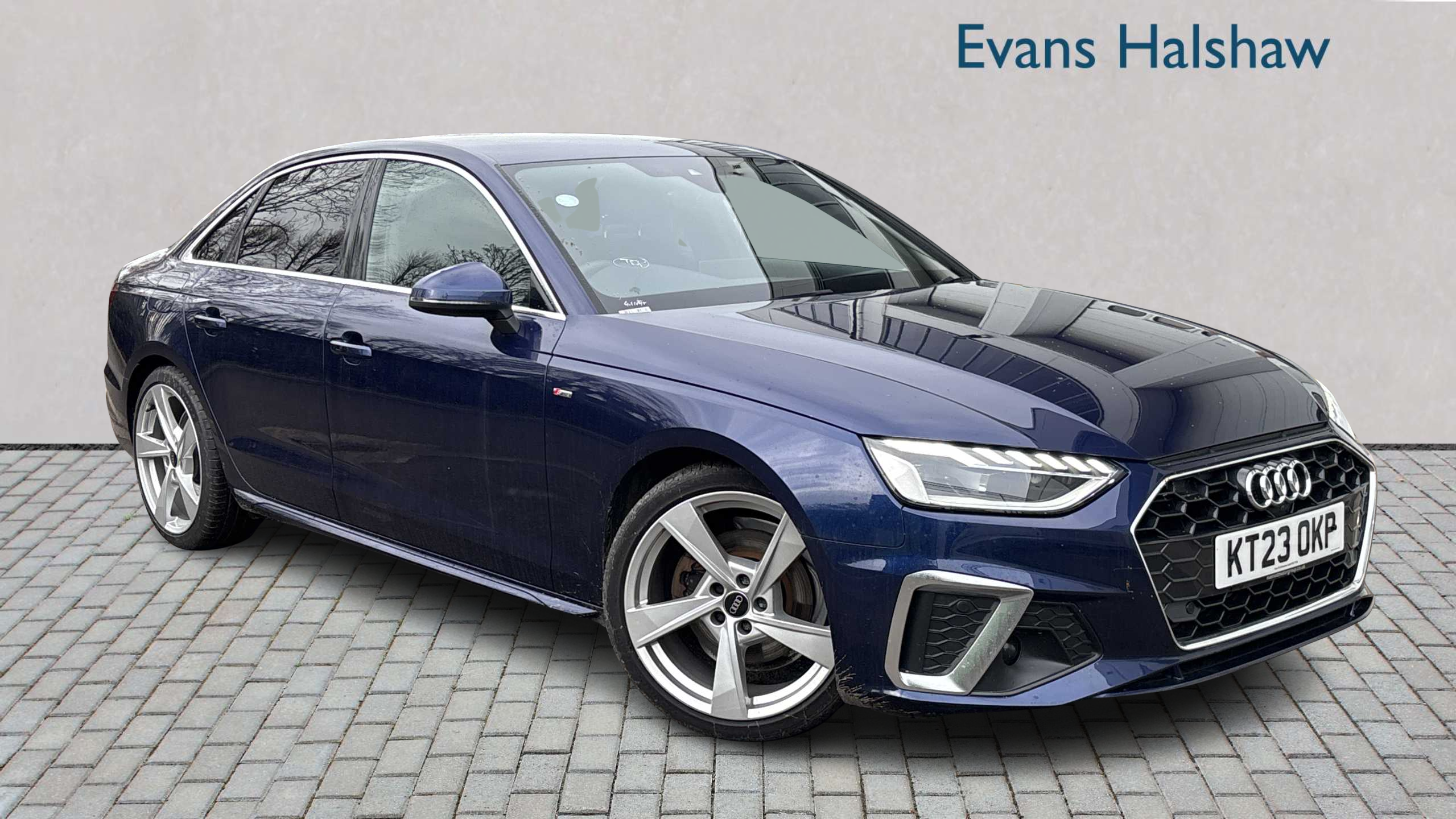 Main listing image - Audi A4