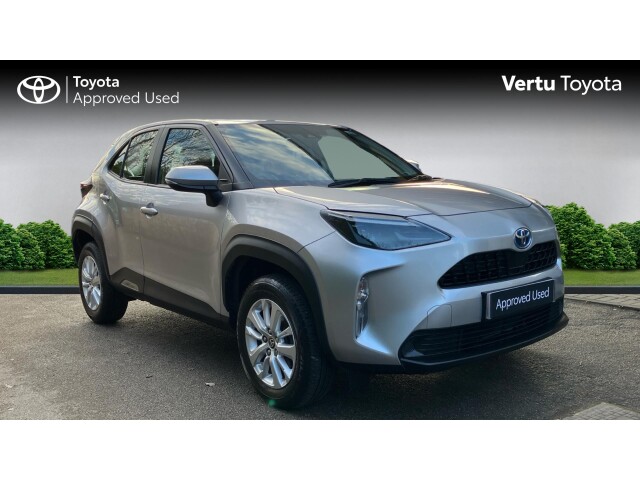Main listing image - Toyota Yaris Cross