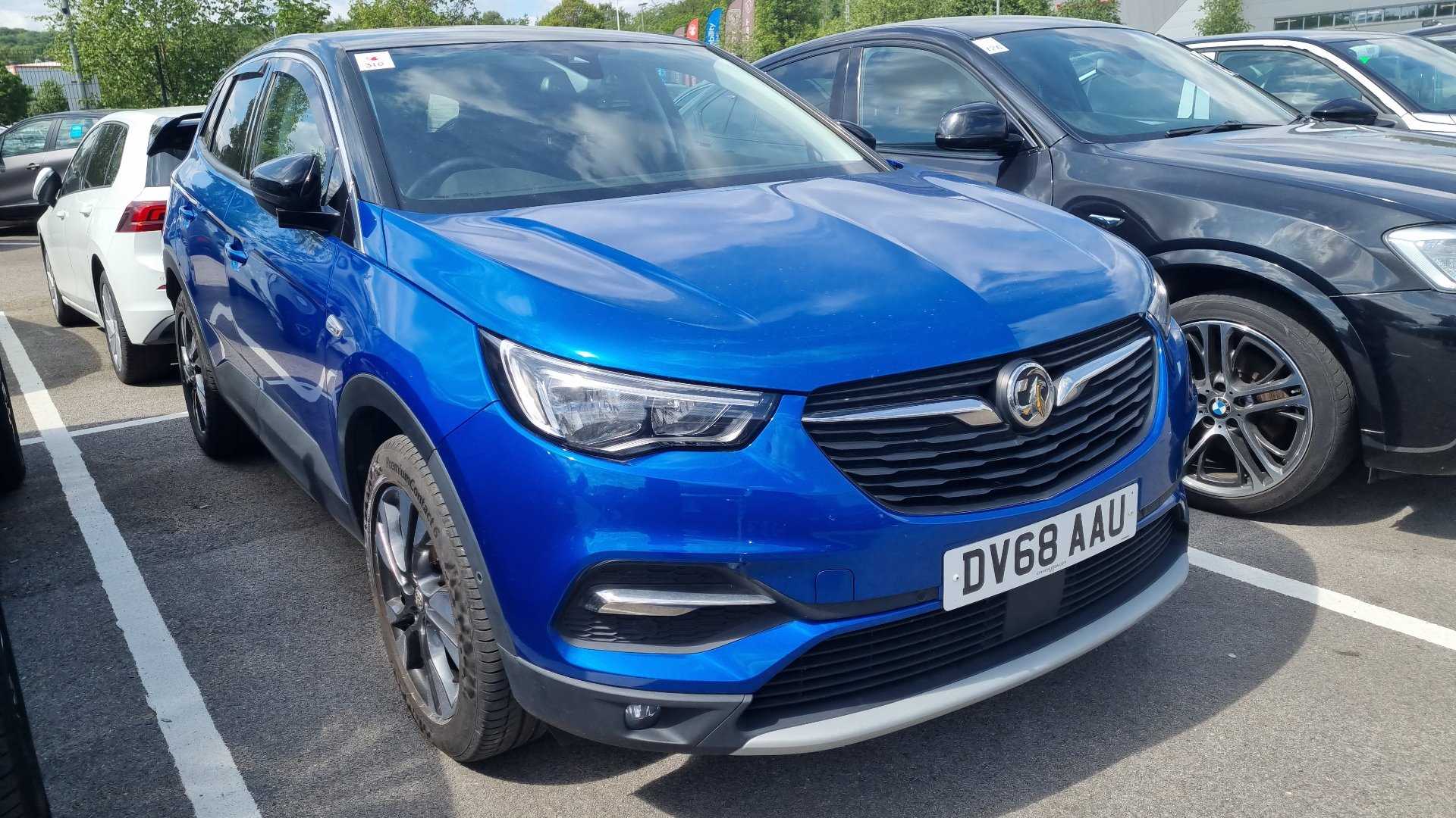 Main listing image - Vauxhall Grandland X