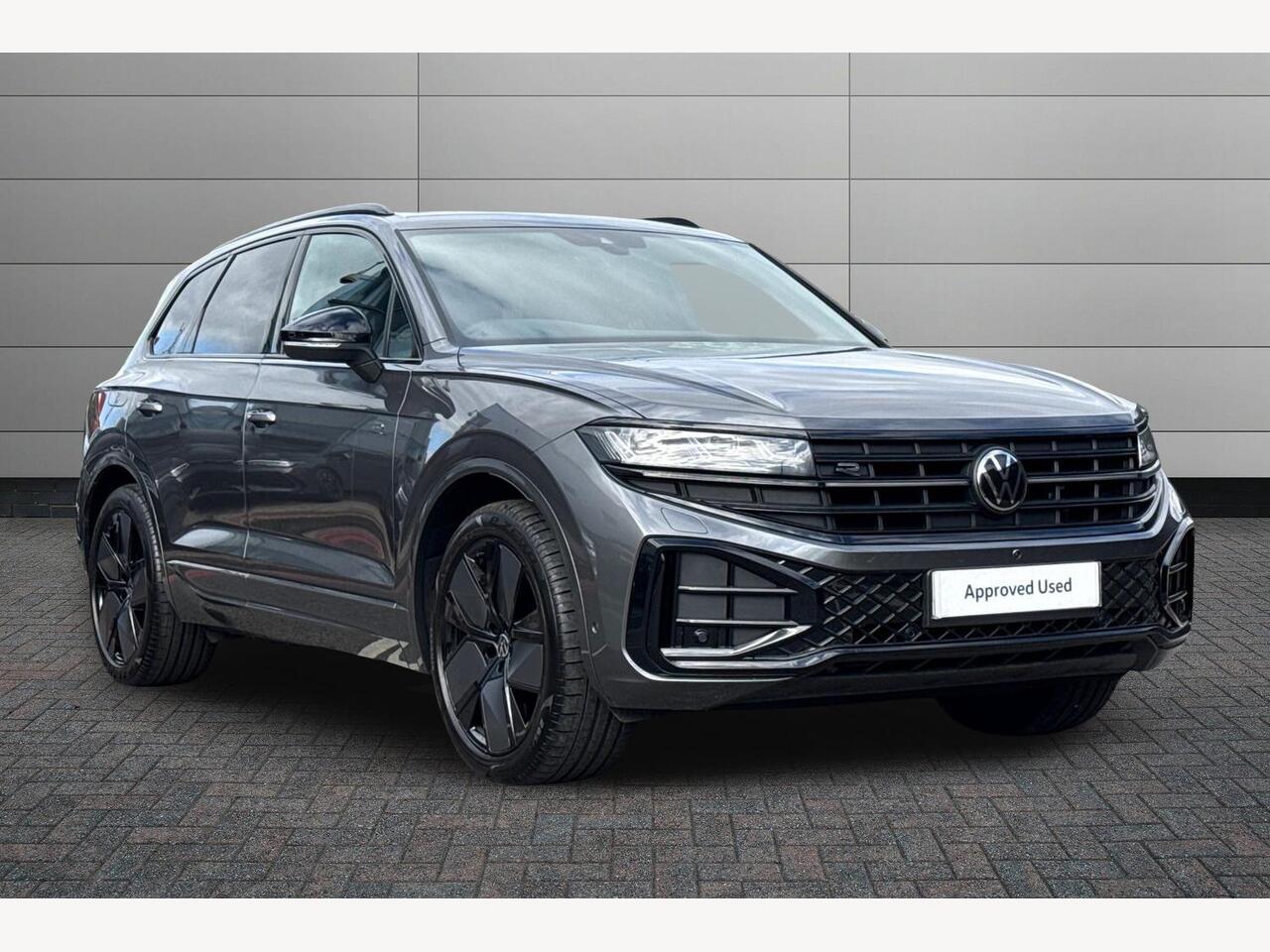 Main listing image - Volkswagen Touareg