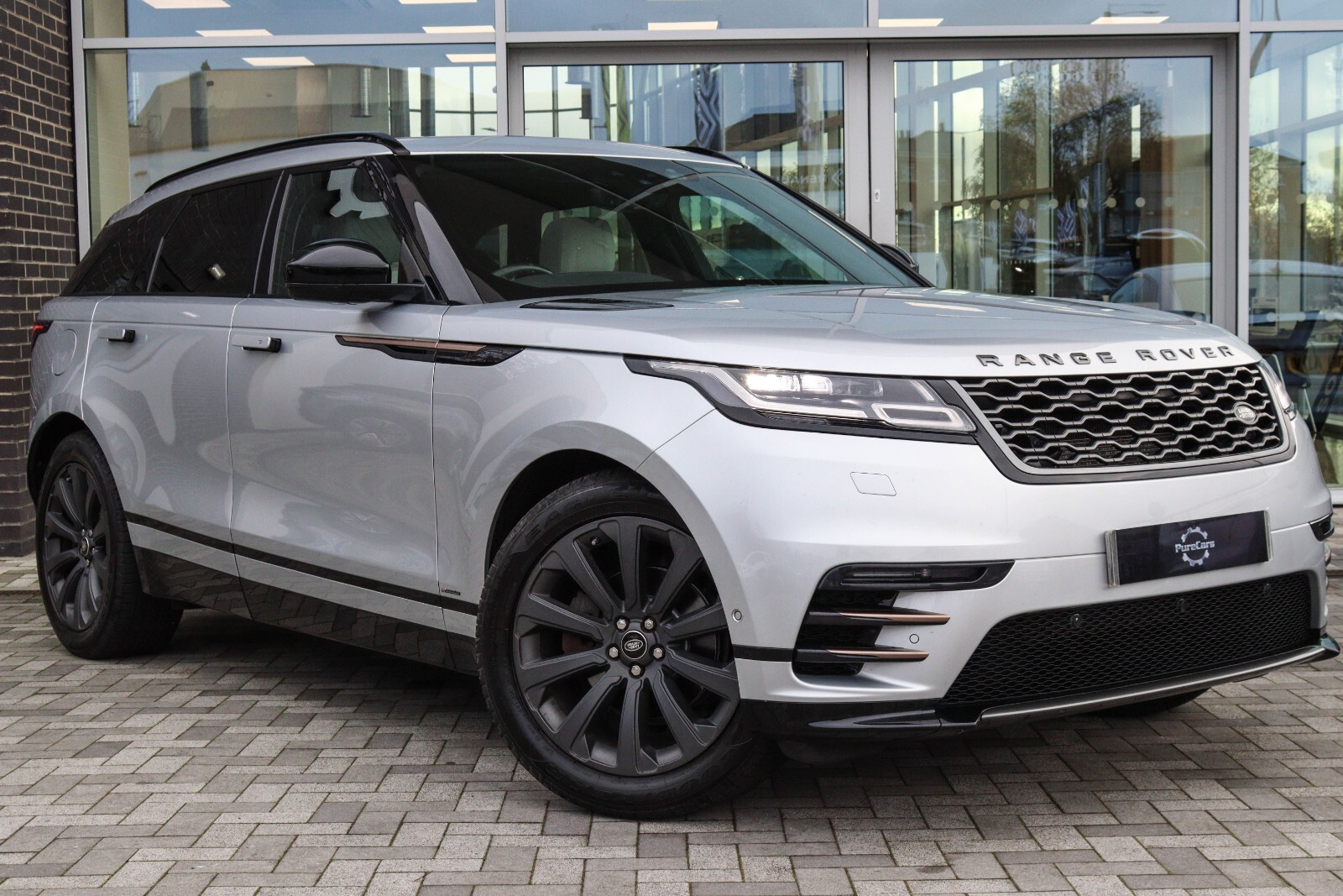 Main listing image - Land Rover Range Rover Velar