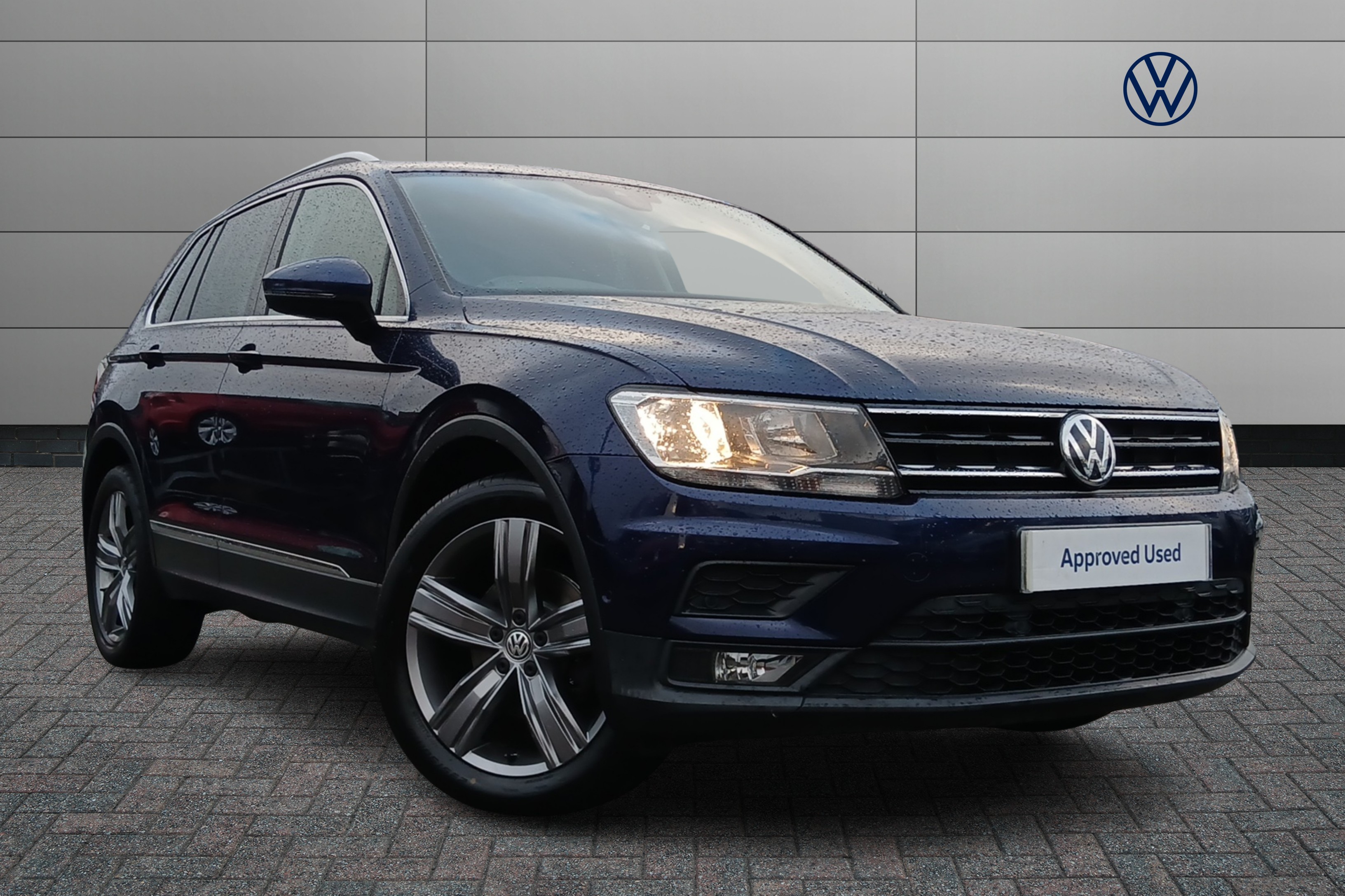 Main listing image - Volkswagen Tiguan