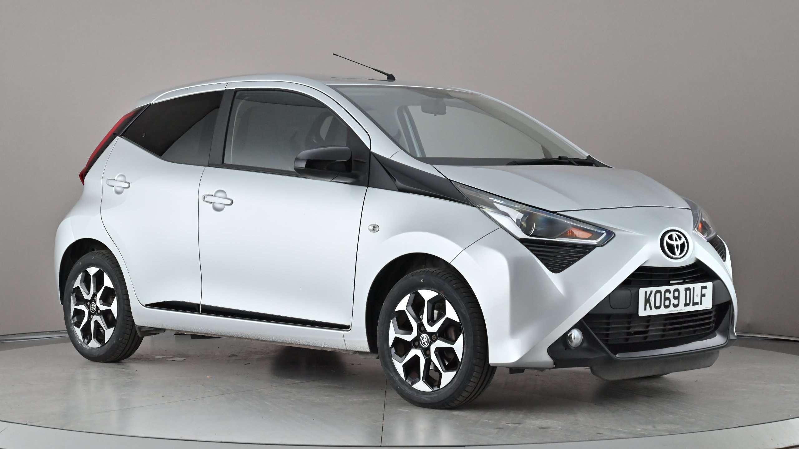 Main listing image - Toyota Aygo