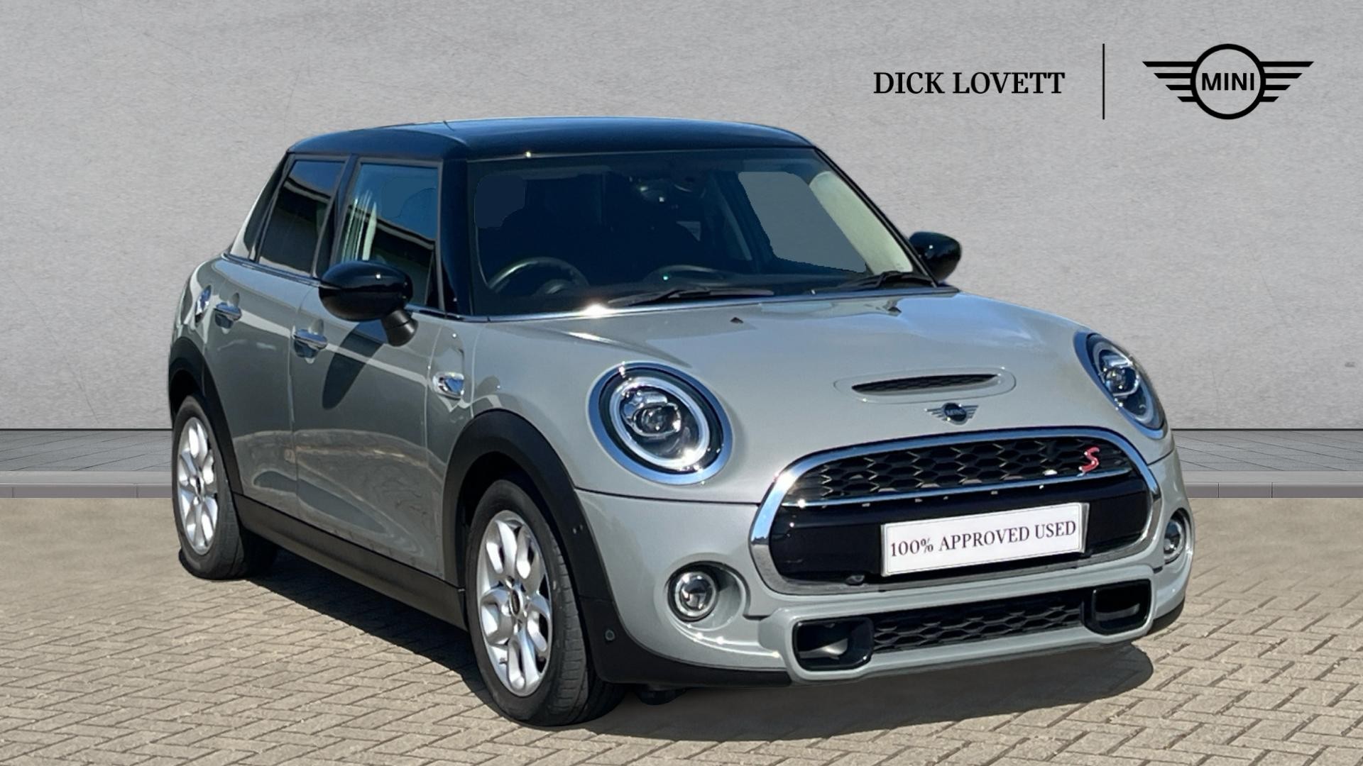 Main listing image - MINI Hatchback 5dr