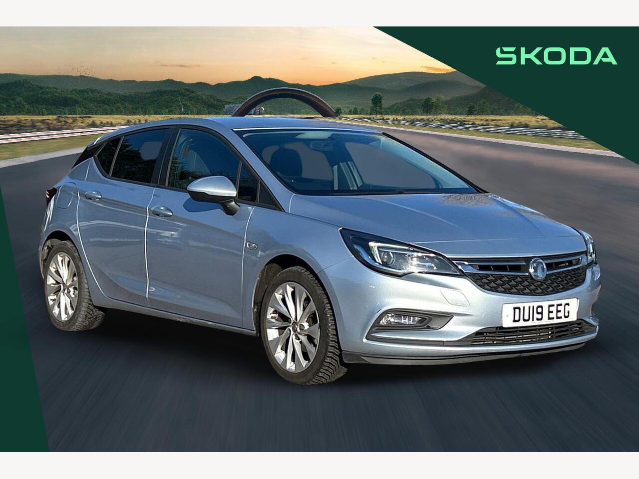 Main listing image - Vauxhall Astra