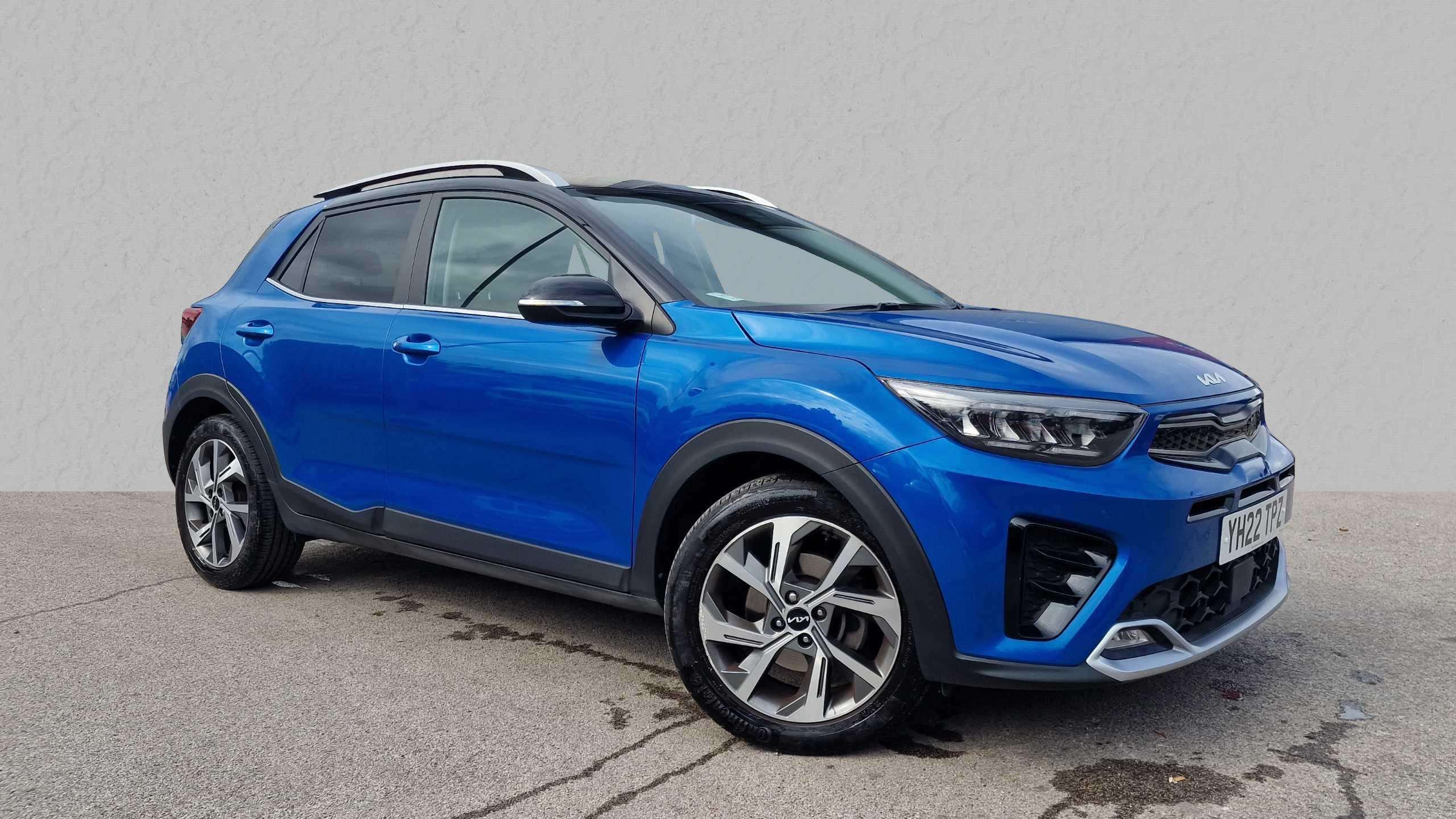 Main listing image - Kia Stonic