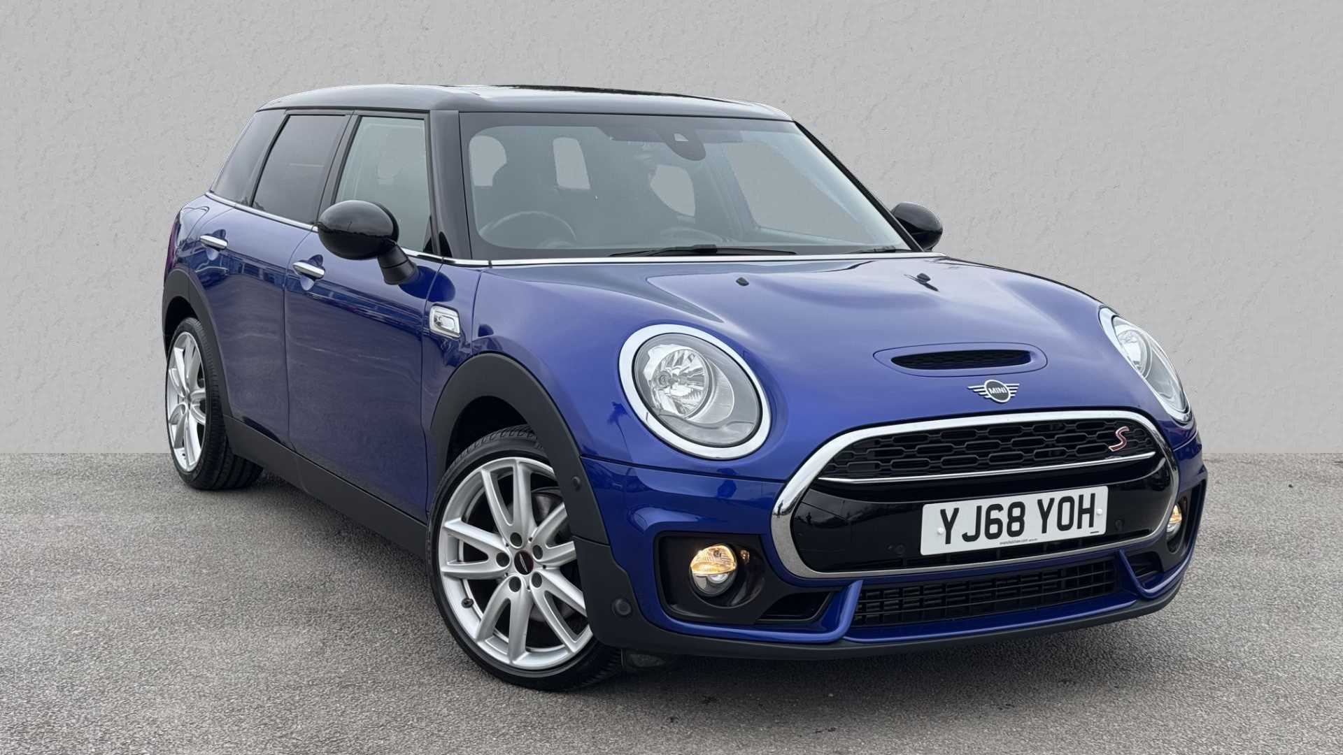 Main listing image - MINI Clubman