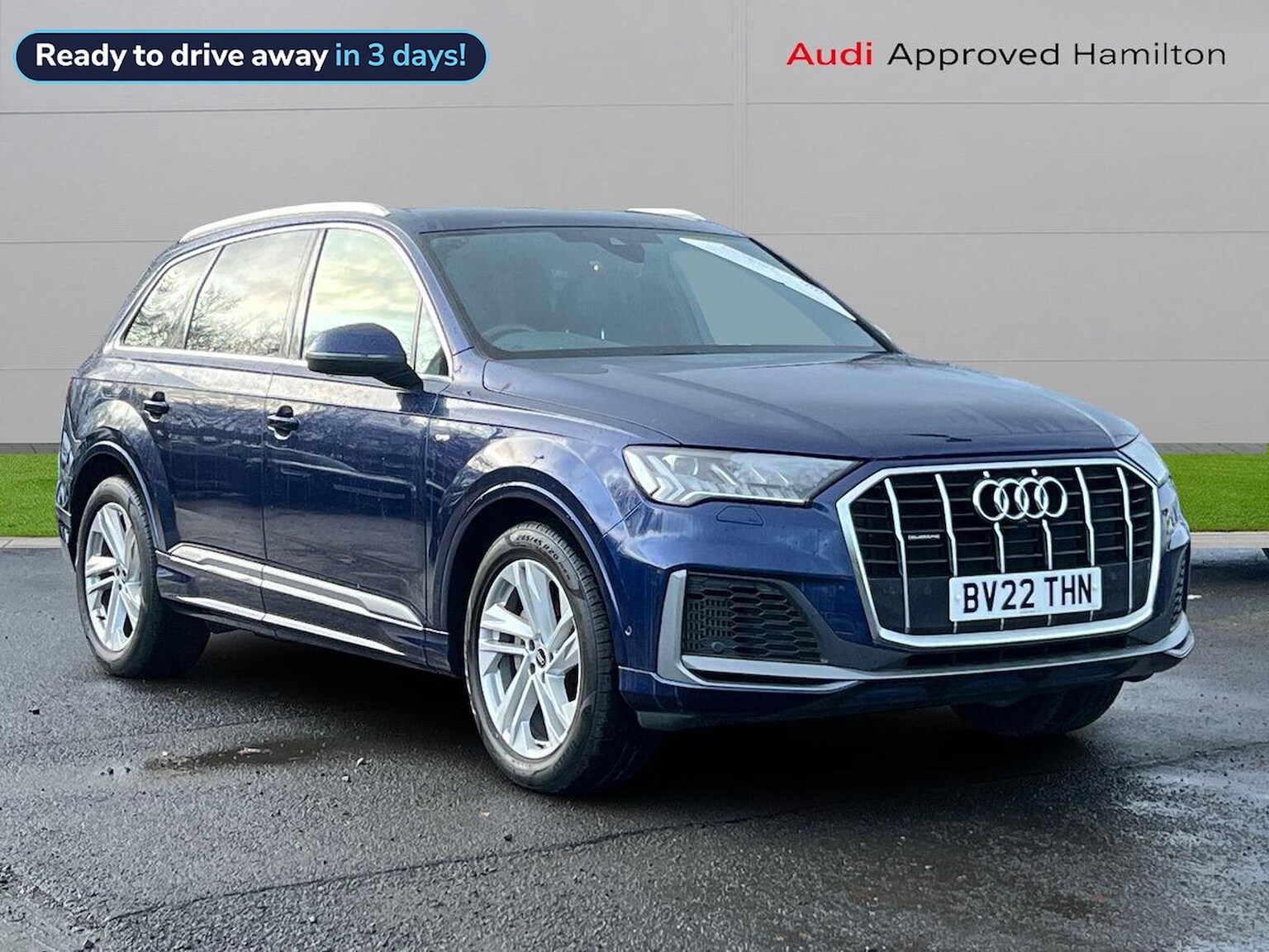 Main listing image - Audi Q7