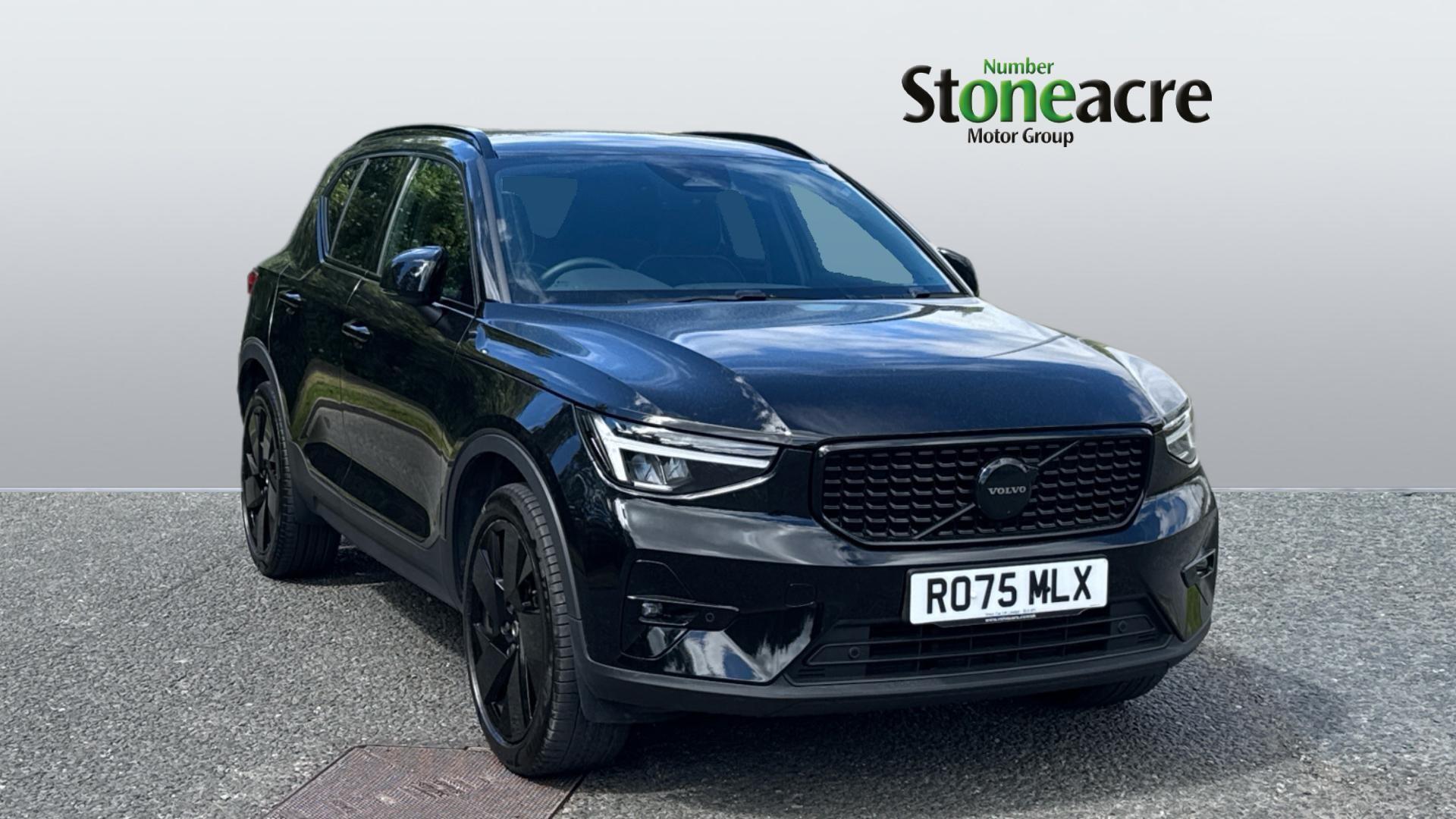 Main listing image - Volvo XC40