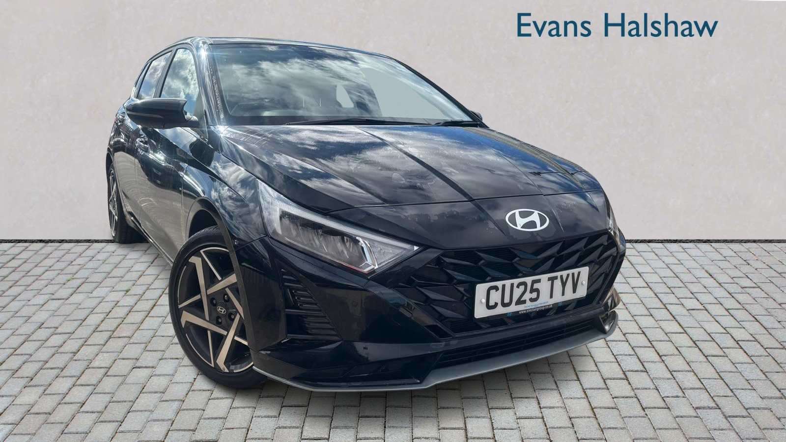 Main listing image - Hyundai i20