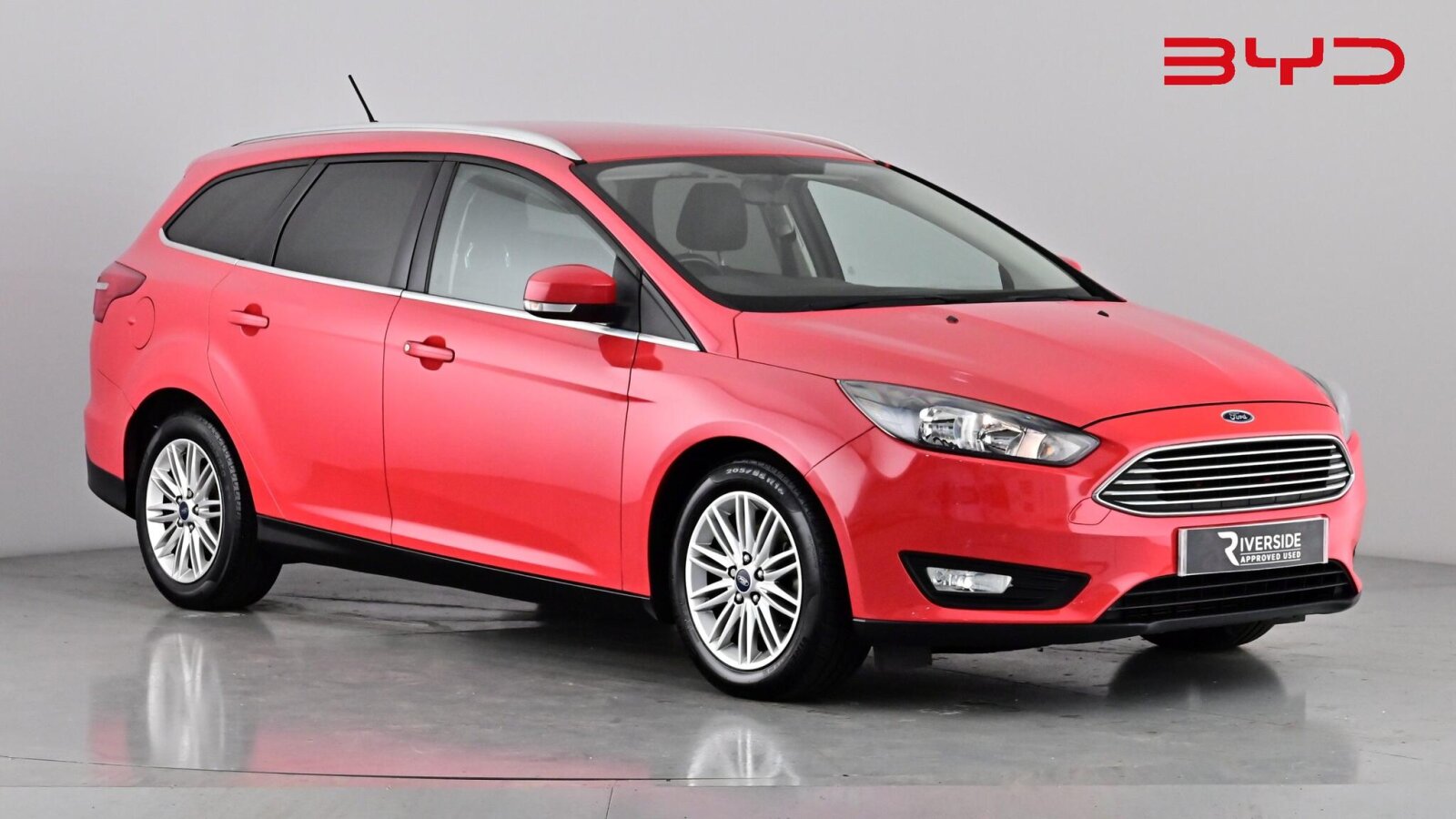 Main listing image - Ford Focus Estate