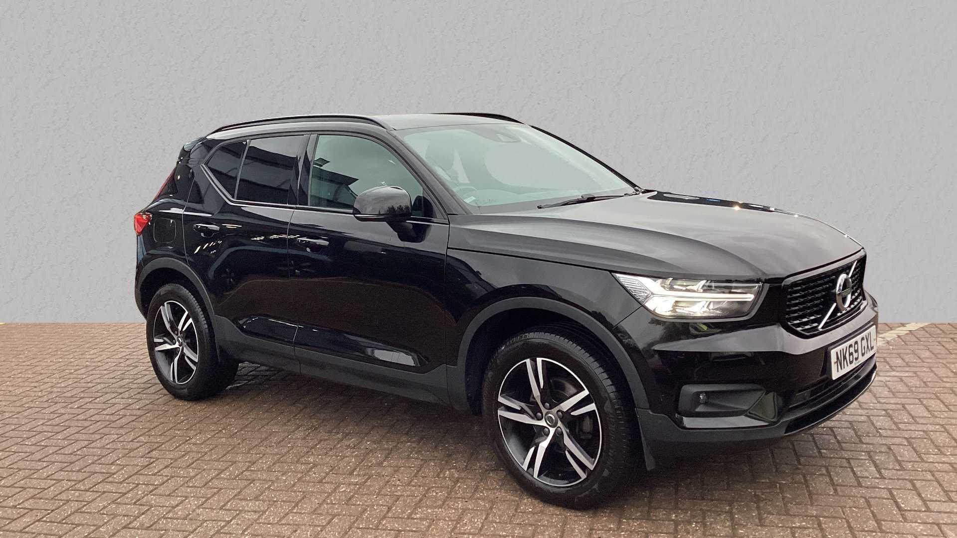 Main listing image - Volvo XC40