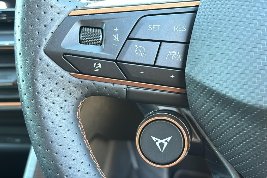 Main listing image - Cupra Leon