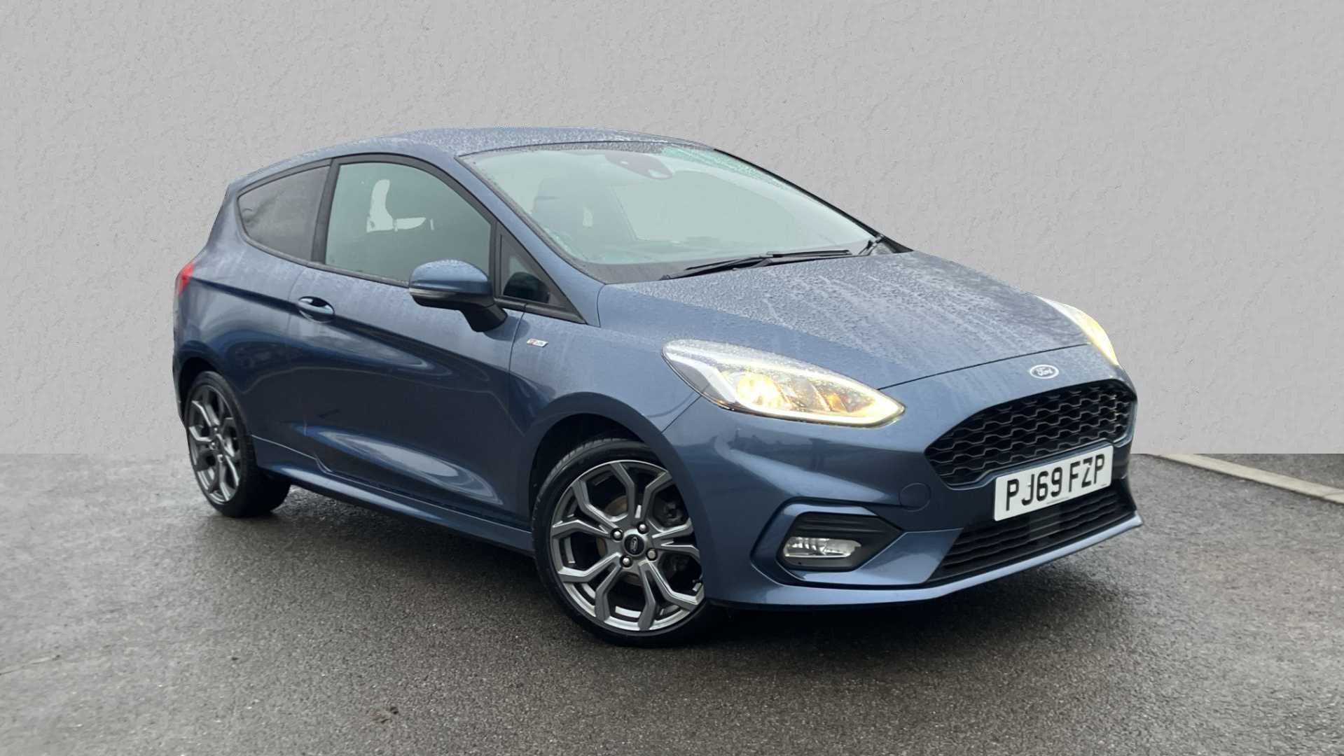 Main listing image - Ford Fiesta