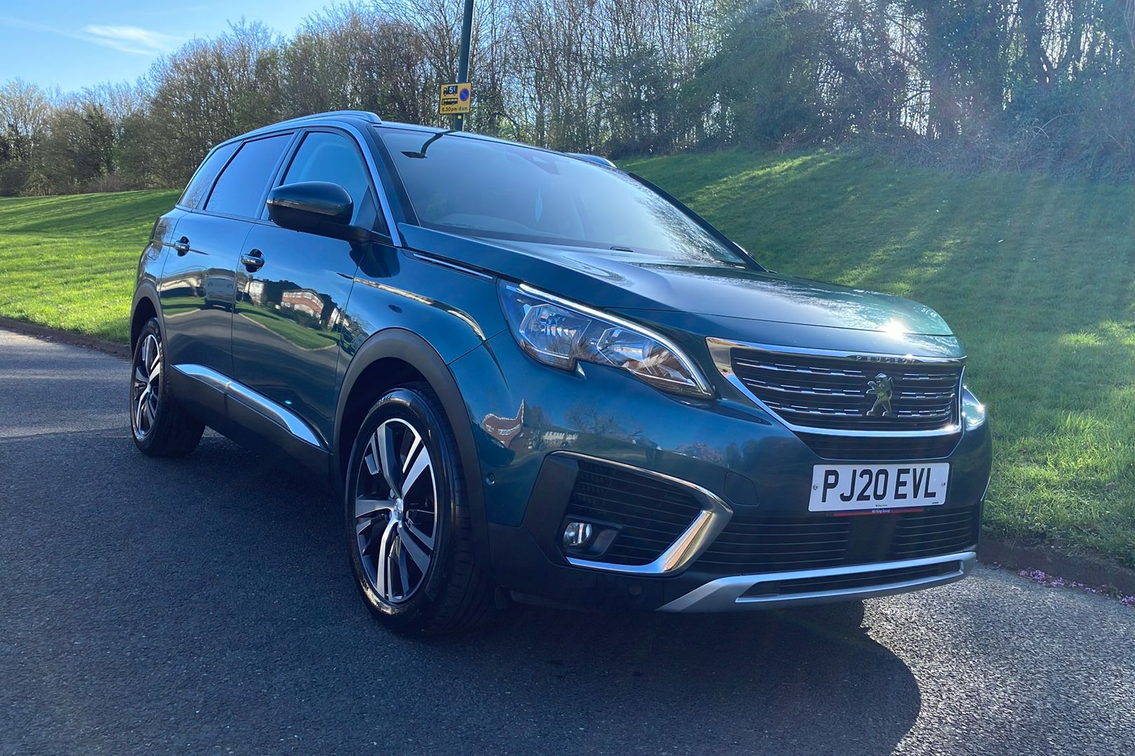 Main listing image - Peugeot 5008
