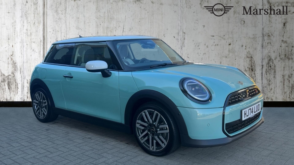 Main listing image - MINI Hatchback