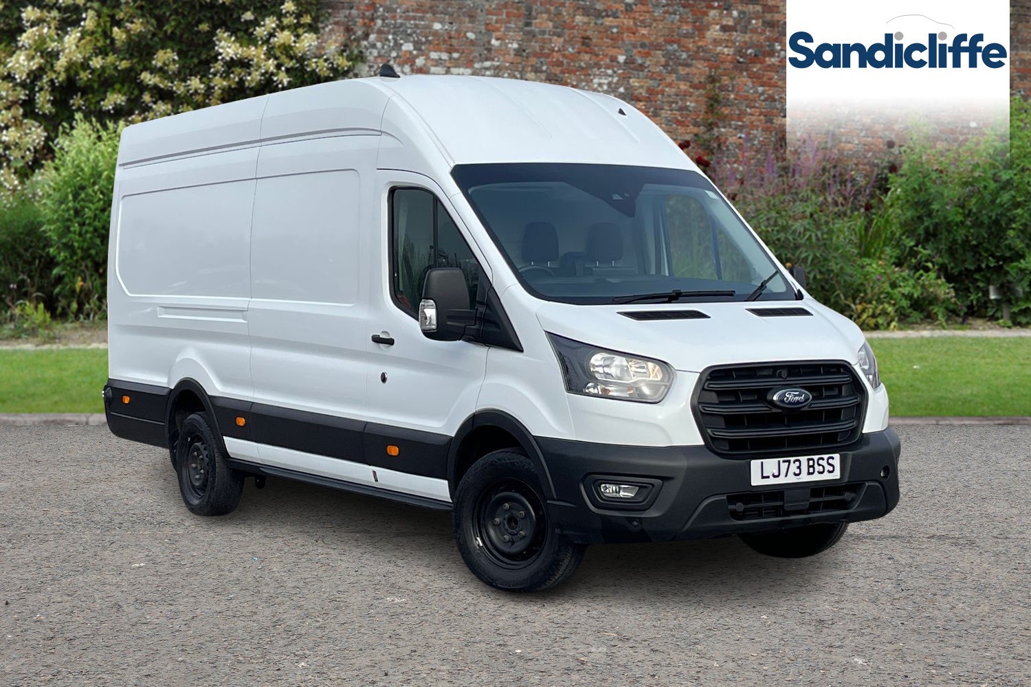 Main listing image - Ford Transit