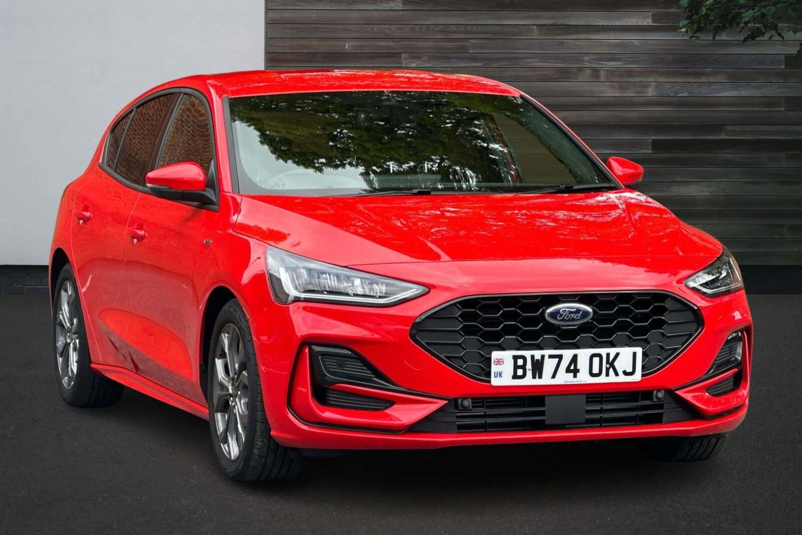 Main listing image - Ford Focus