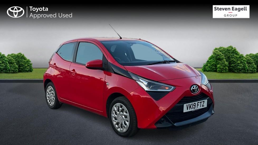 Main listing image - Toyota Aygo