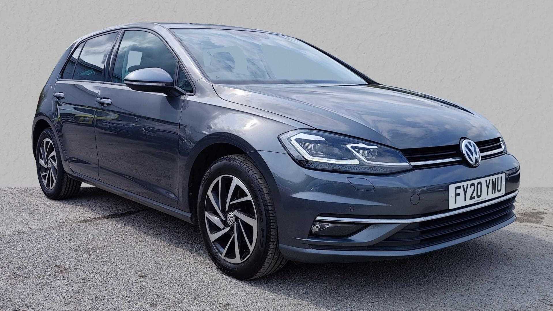 Main listing image - Volkswagen Golf