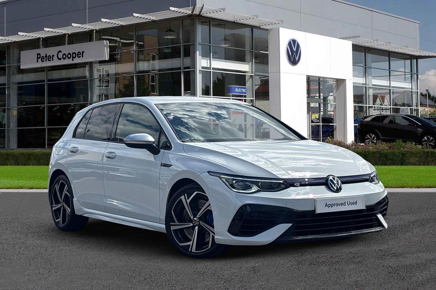 Main listing image - Volkswagen Golf R
