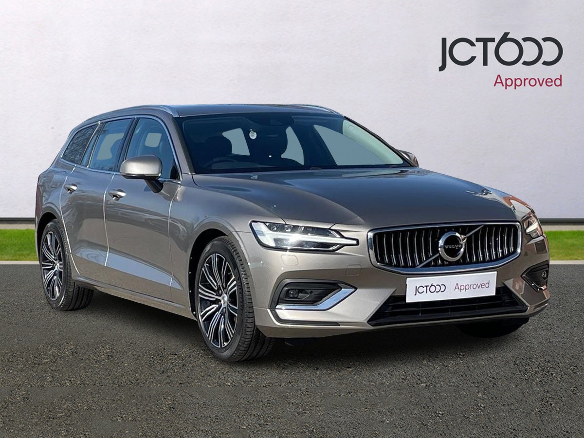 Main listing image - Volvo V60