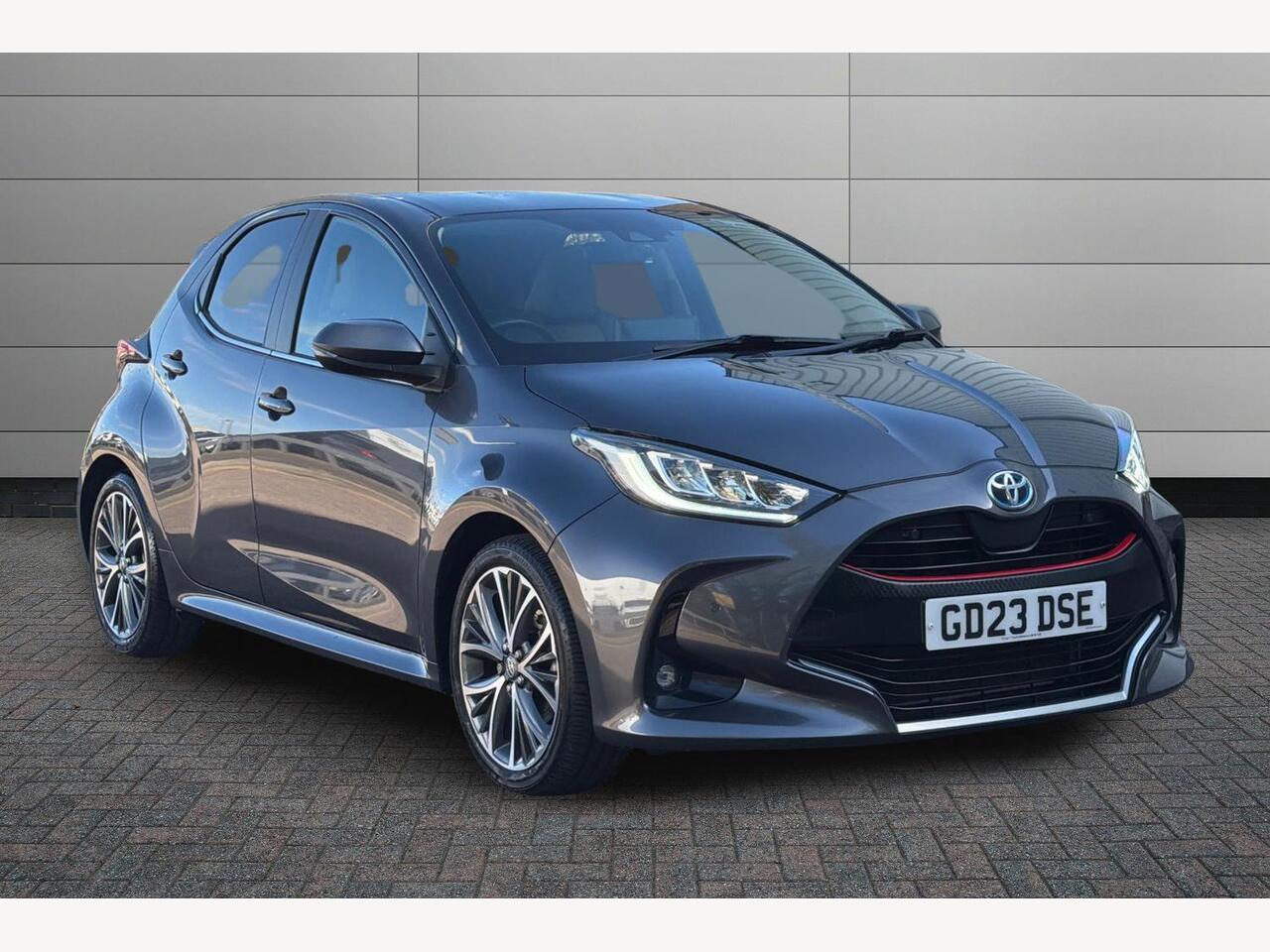 Main listing image - Toyota Yaris