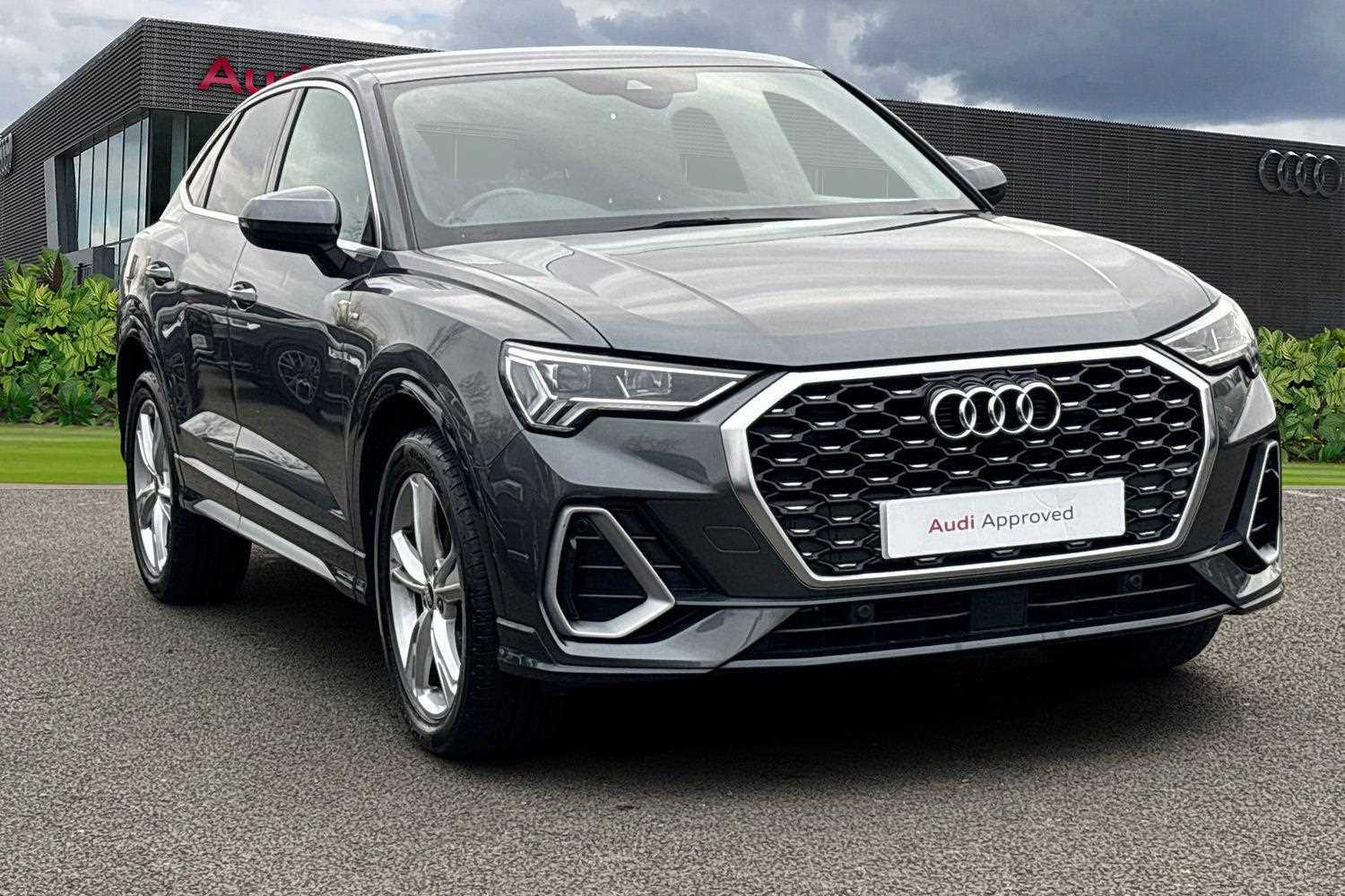 Main listing image - Audi Q3