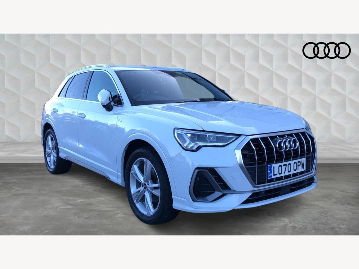 Main listing image - Audi Q3