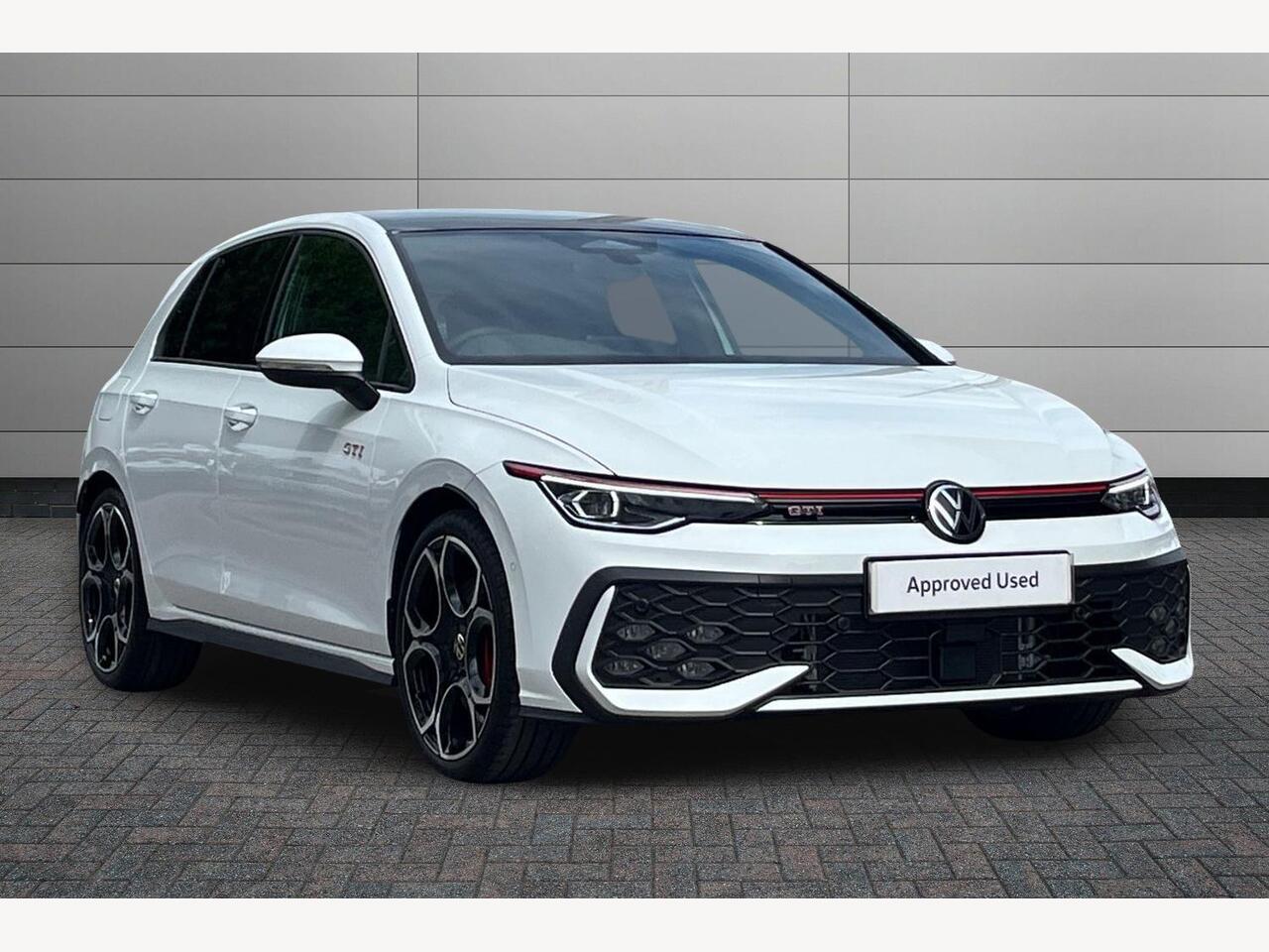 Main listing image - Volkswagen Golf