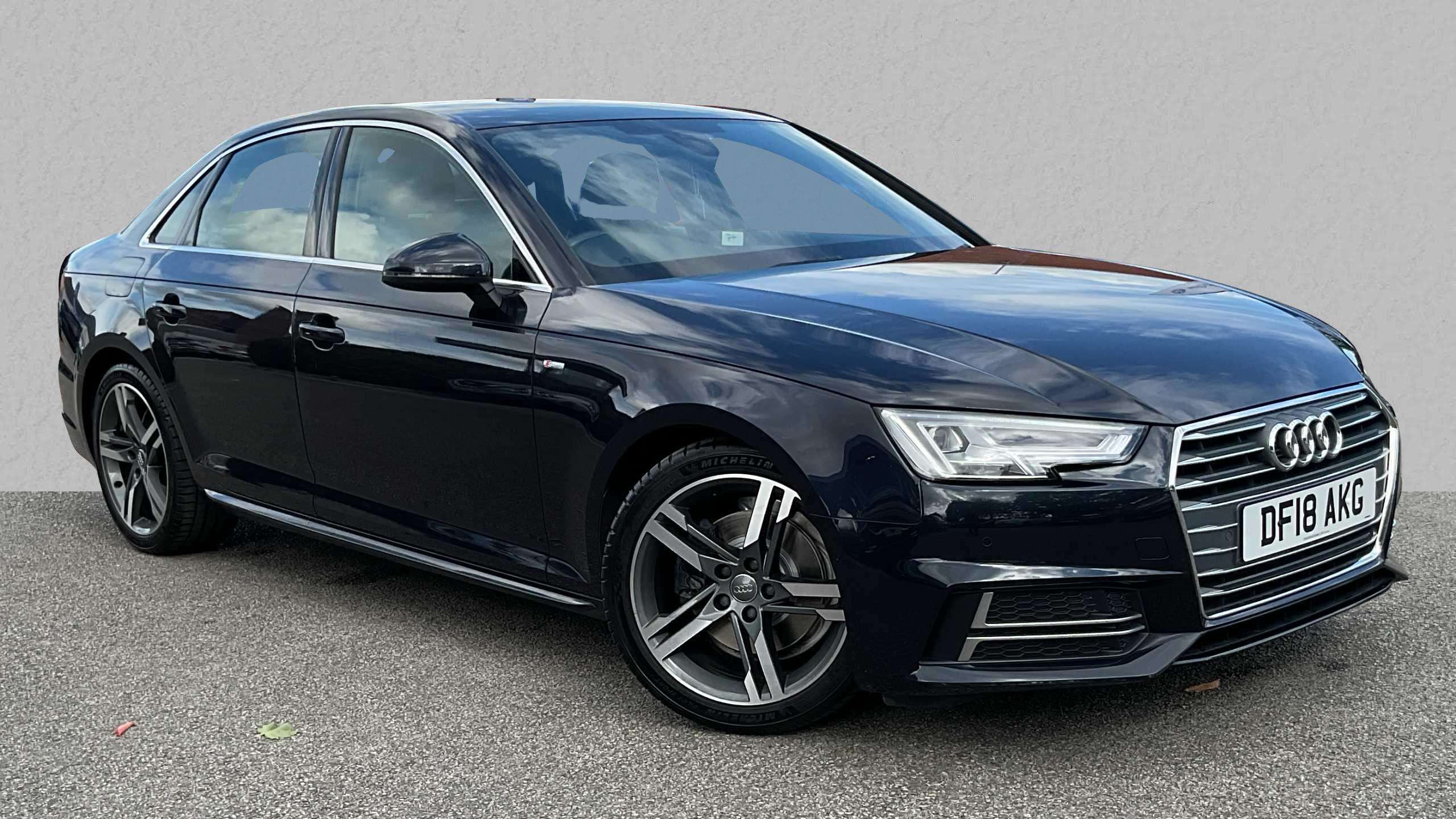Main listing image - Audi A4