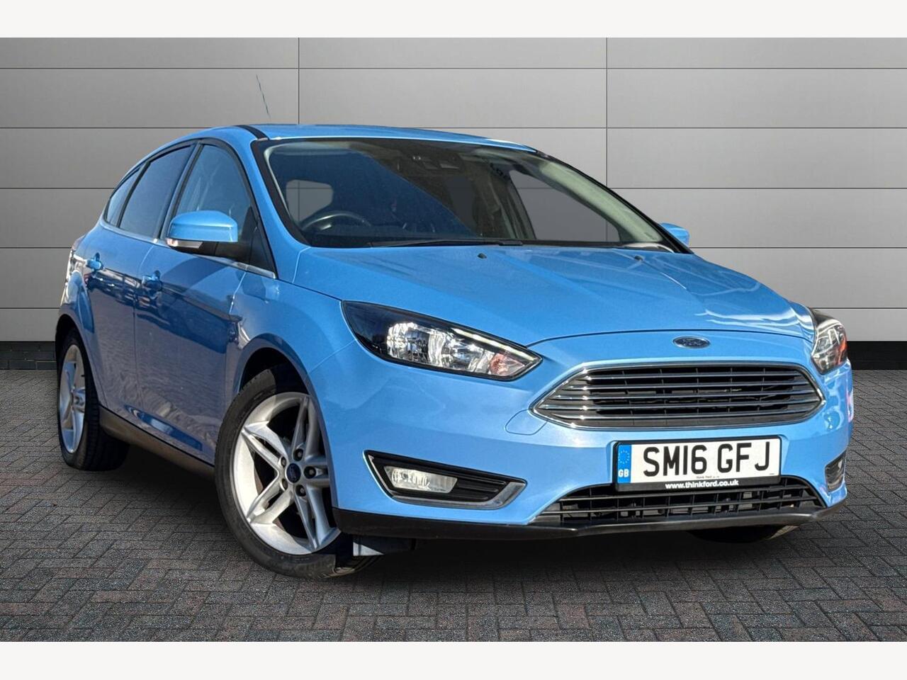 Main listing image - Ford Focus
