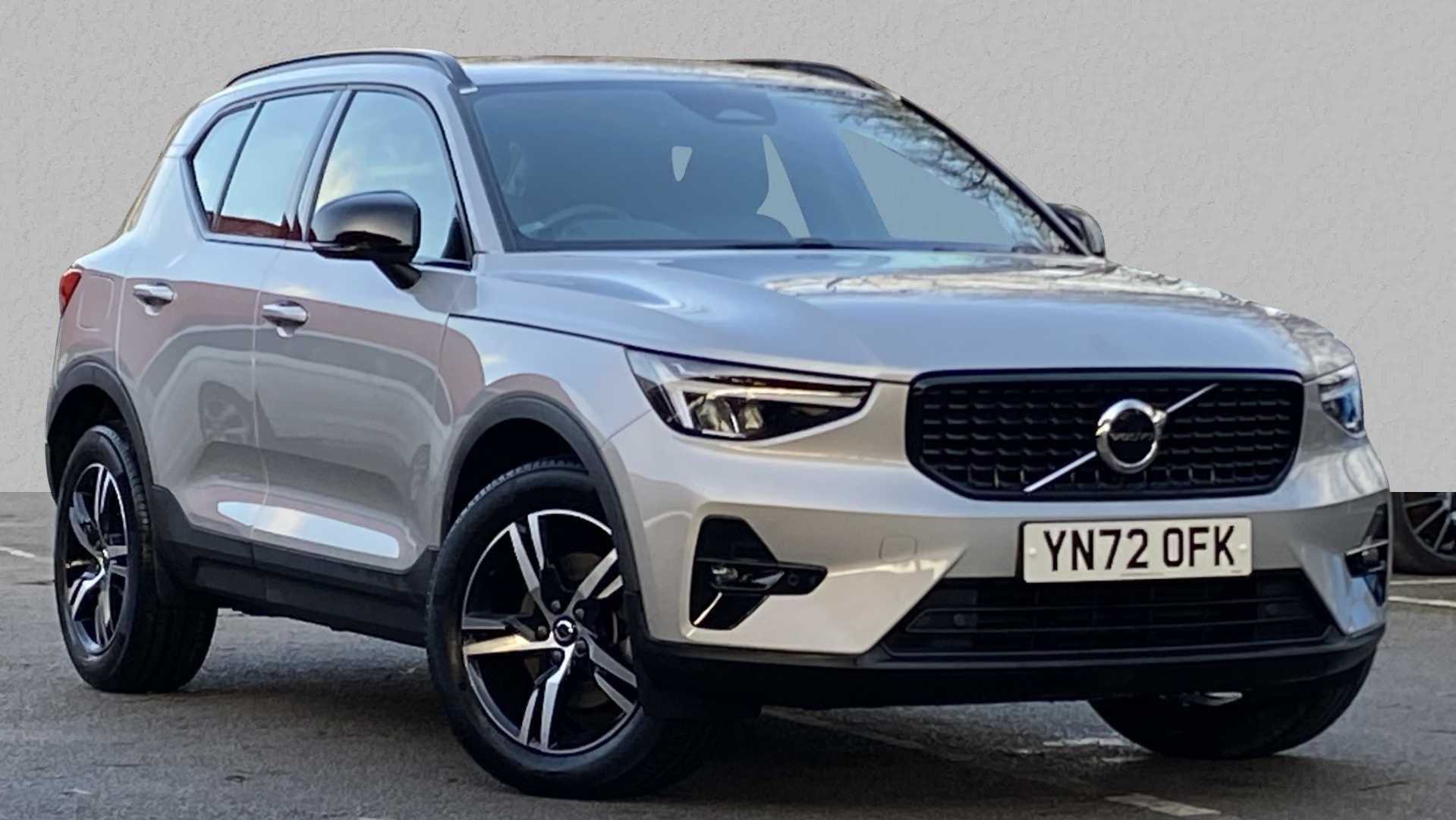 Main listing image - Volvo XC40