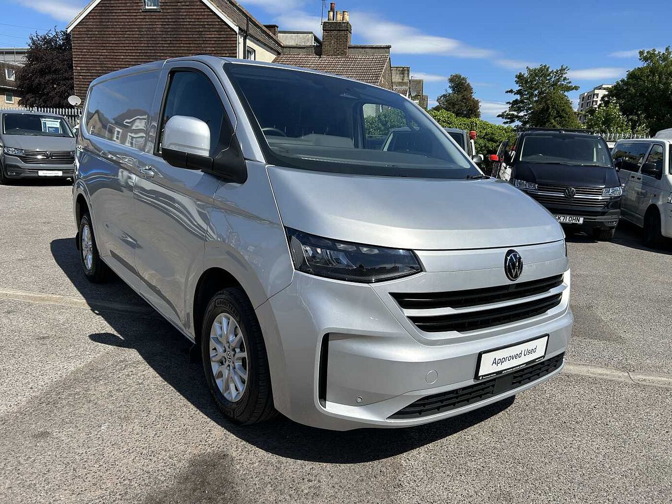Main listing image - Volkswagen Transporter