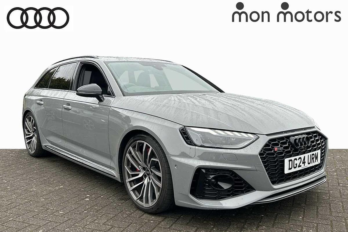 Main listing image - Audi RS4