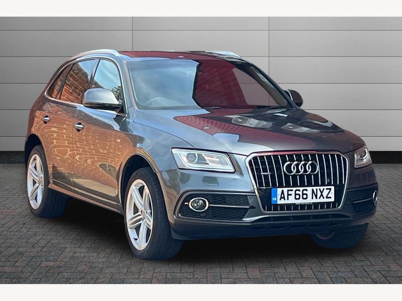 Main listing image - Audi Q5