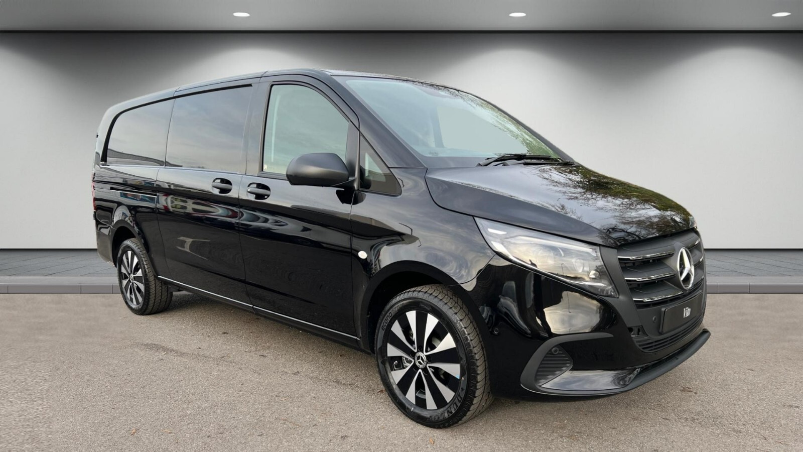 Main listing image - Mercedes-Benz Vito