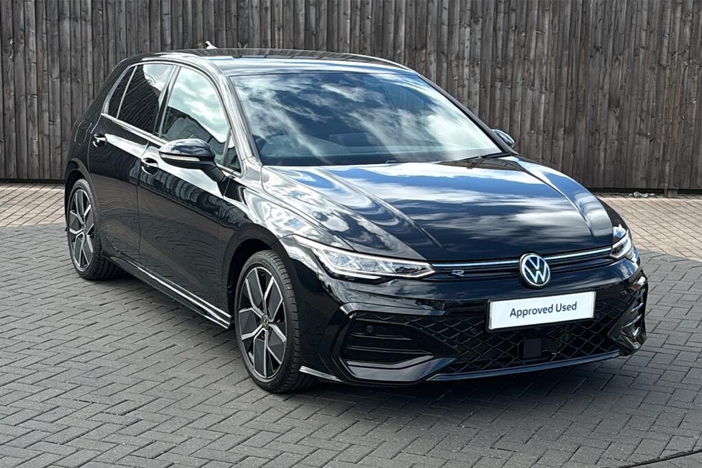 Main listing image - Volkswagen Golf