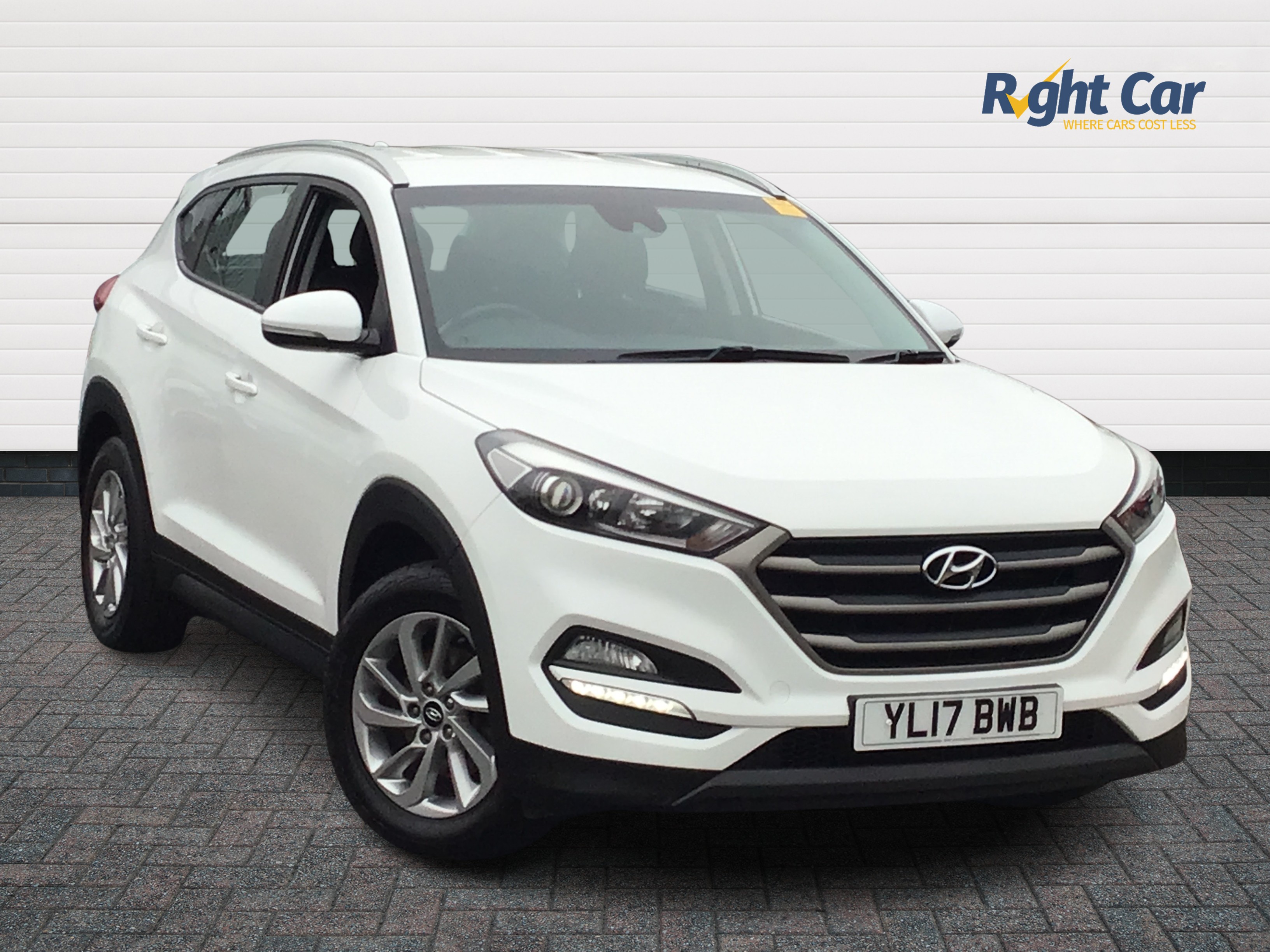 Main listing image - Hyundai Tucson