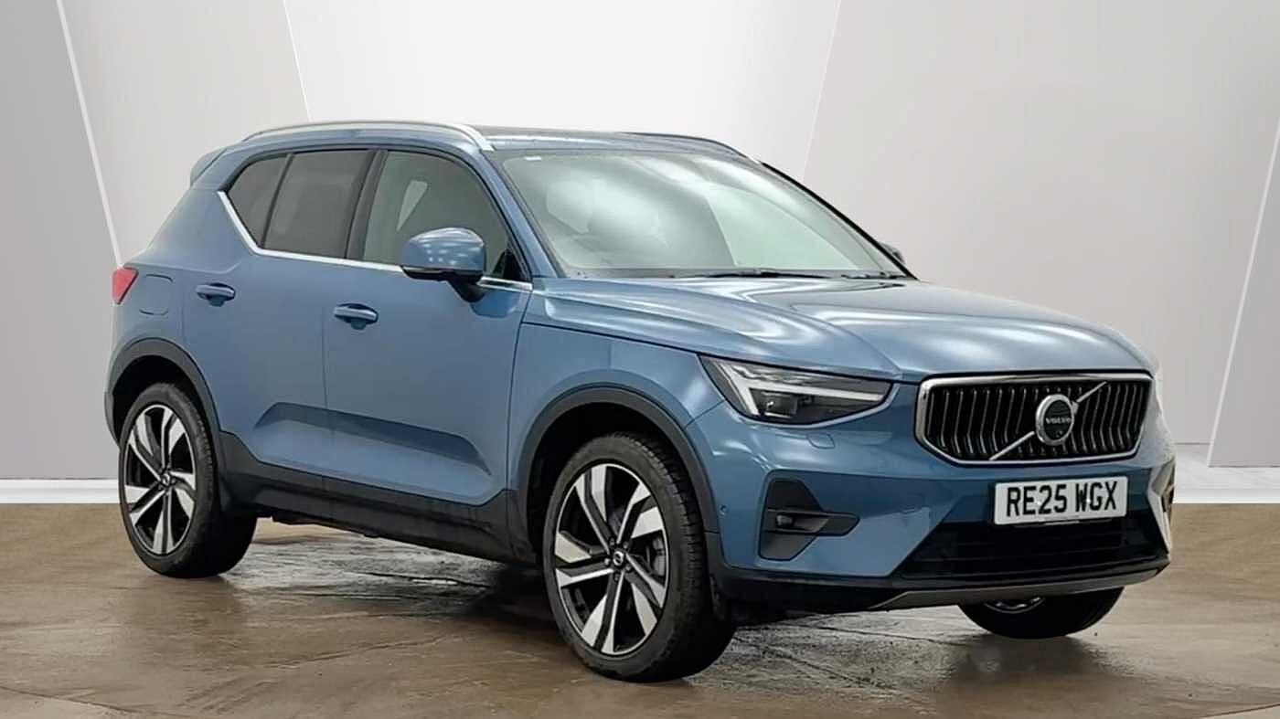 Main listing image - Volvo XC40