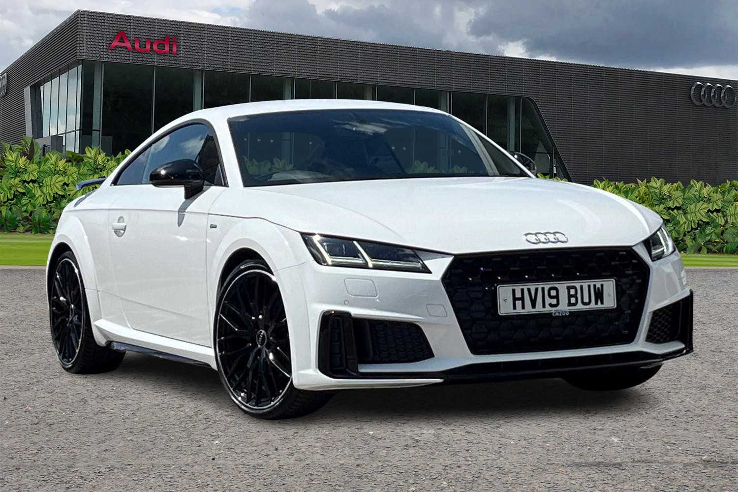 Main listing image - Audi TT