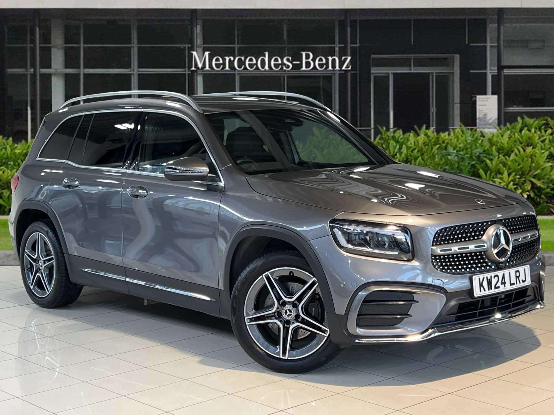 Main listing image - Mercedes-Benz GLB