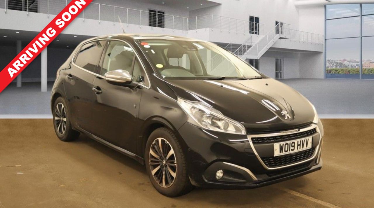 Main listing image - Peugeot 208