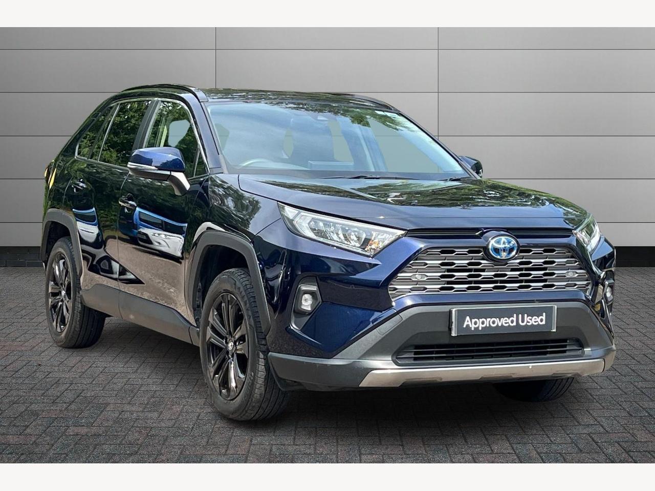 Main listing image - Toyota RAV4
