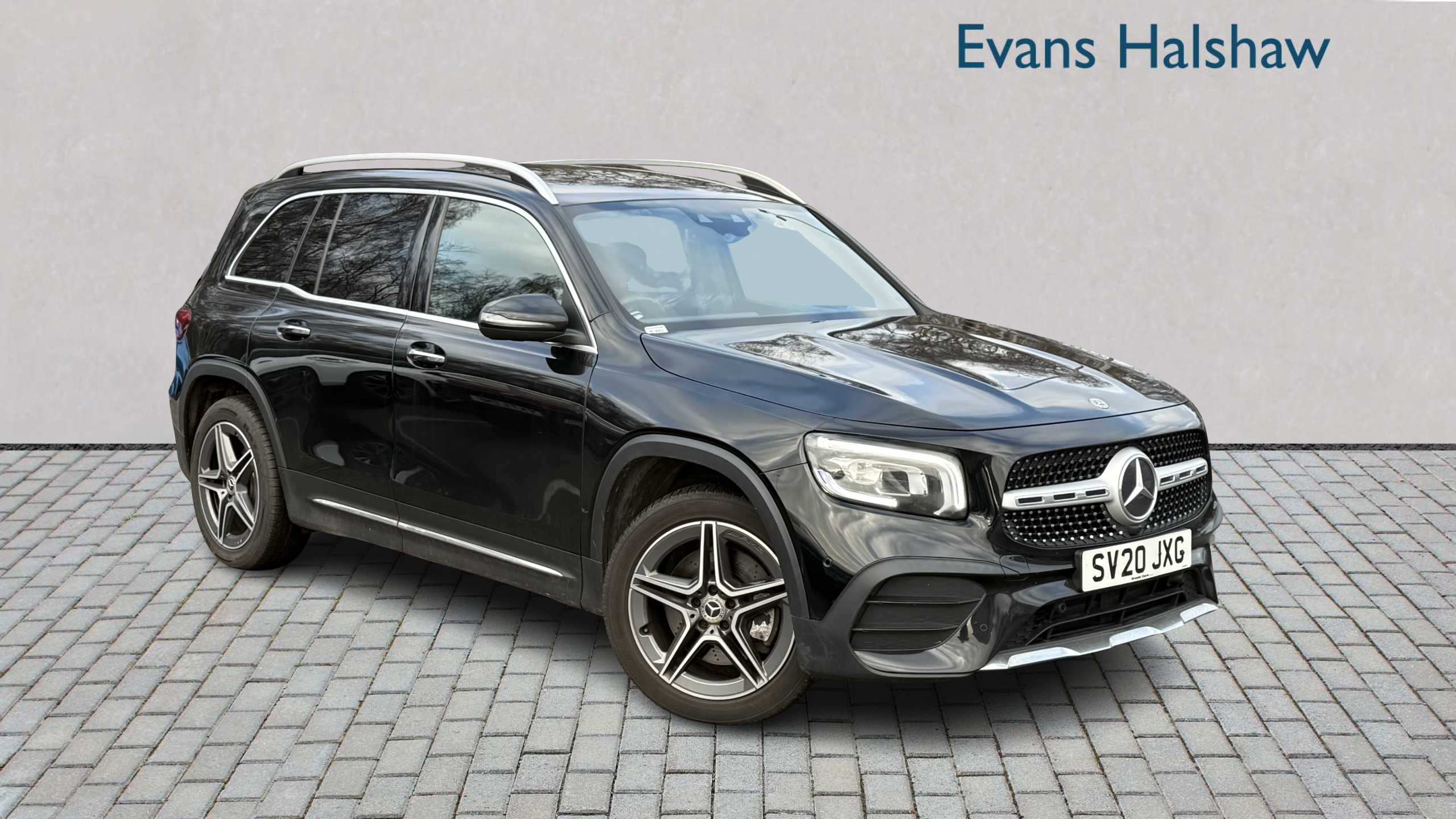 Main listing image - Mercedes-Benz GLB